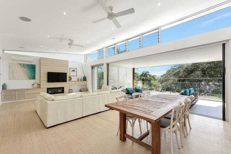 Photo - 56 Avoca Drive, Avoca Beach NSW 2251 - Image 1