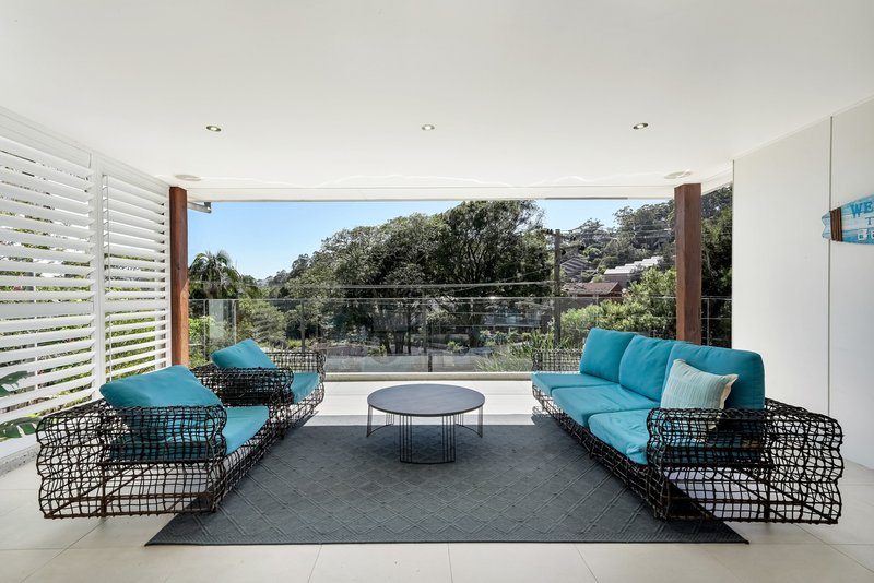 Photo - 56 Avoca Drive, Avoca Beach NSW 2251 - Image 4