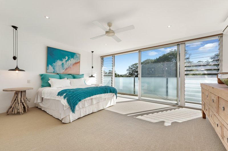 Photo - 56 Avoca Drive, Avoca Beach NSW 2251 - Image 12
