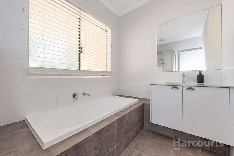 Photo - 56 Balwina Road, Greenfields WA 6210 - Image 3