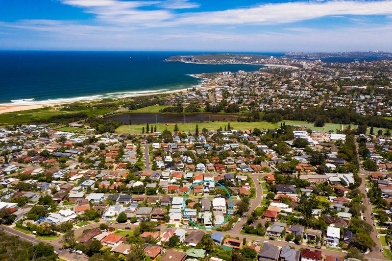 Photo - 56 Bellevue Parade, North Curl Curl NSW 2099 - Image 8