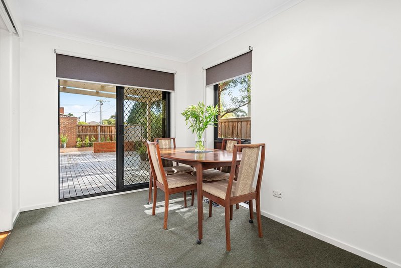 Photo - 56 Benkel Avenue, Cheltenham VIC 3192 - Image 8