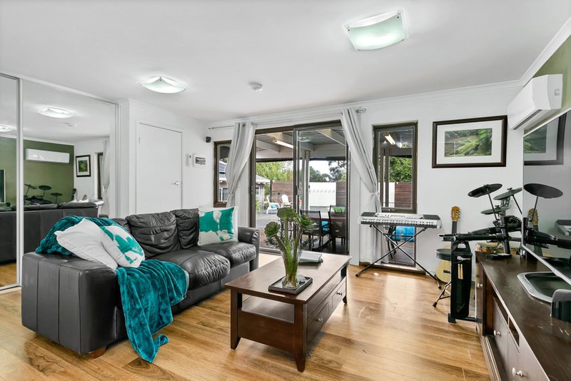 Photo - 56 Birman Crescent, Flagstaff Hill SA 5159 - Image 9