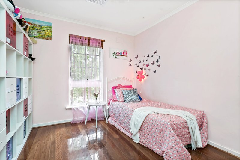 Photo - 56 Birman Crescent, Flagstaff Hill SA 5159 - Image 12