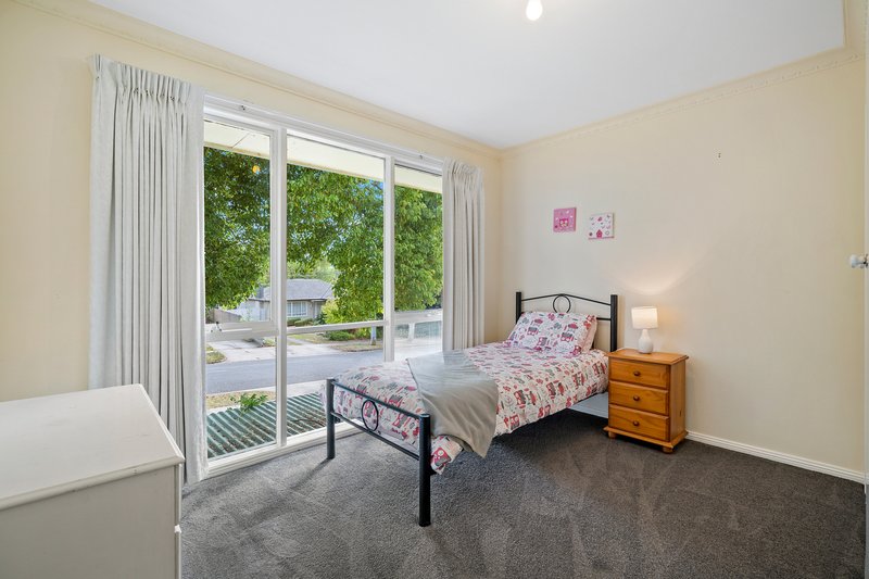 Photo - 56 Blazey Road, Croydon South VIC 3136 - Image 8