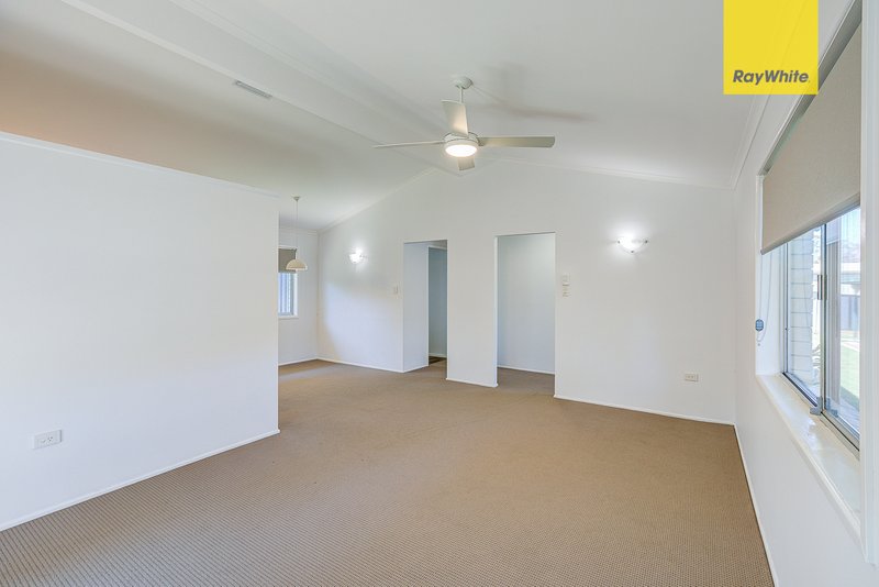 Photo - 56 Bolinda Street, Eight Mile Plains QLD 4113 - Image 4