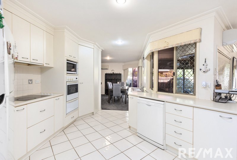 Photo - 56 Bowerbird Avenue, Eli Waters QLD 4655 - Image 3