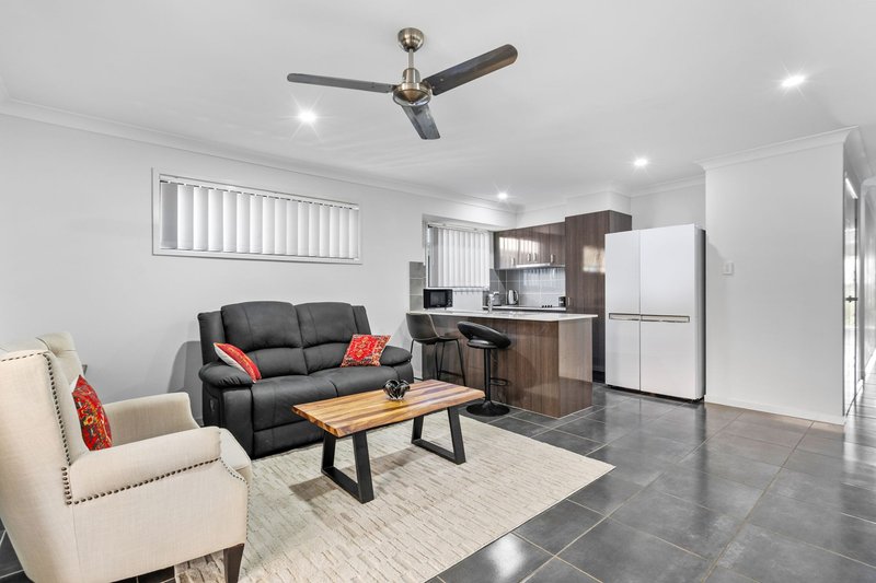 Photo - 56 Brookfield Street, Pimpama QLD 4209 - Image 10