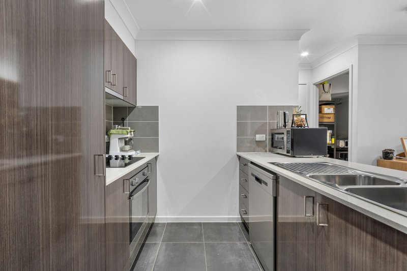 Photo - 56 Brookfield Street, Pimpama QLD 4209 - Image 15