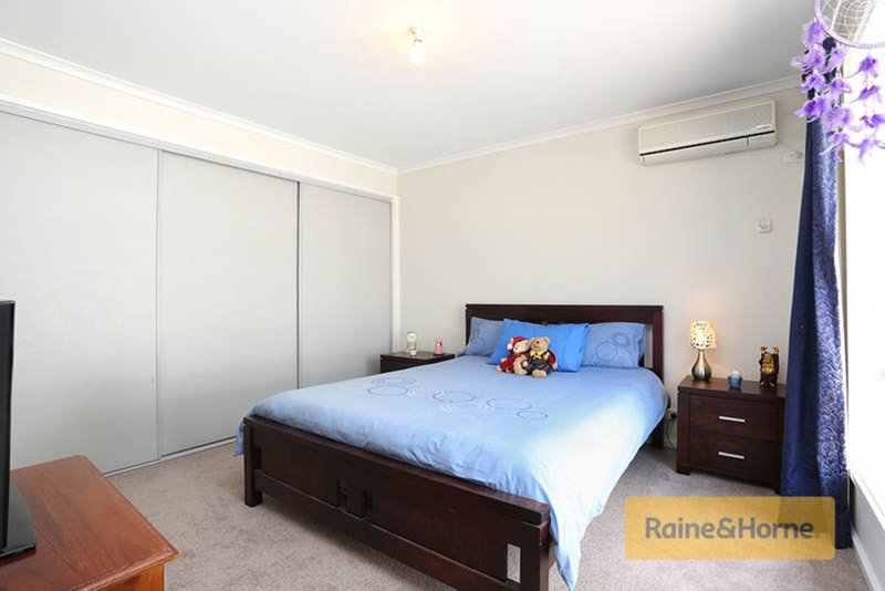 Photo - 56 Brooklyn Road, Melton South VIC 3338 - Image 6