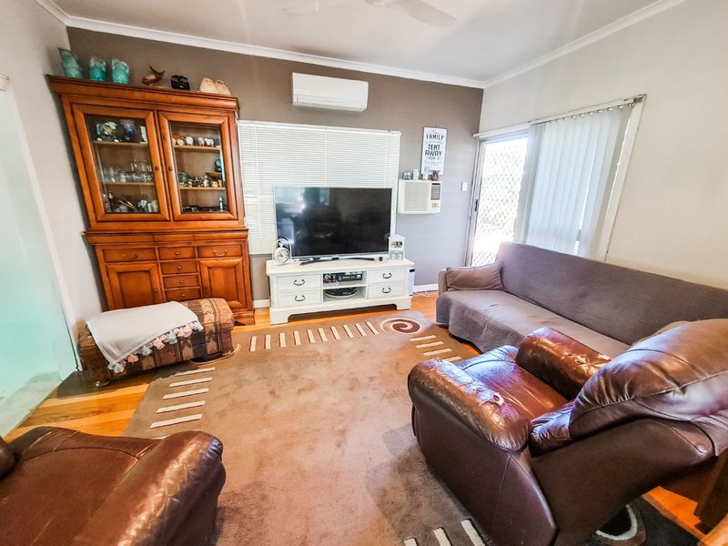 Photo - 56 Buckley Avenue, Mount Isa QLD 4825 - Image 4