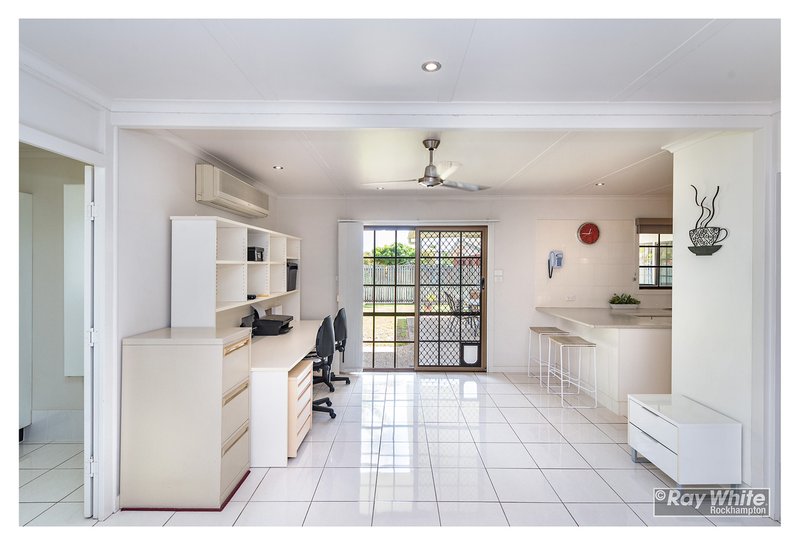 Photo - 56 Buzacott Street, Park Avenue QLD 4701 - Image 20