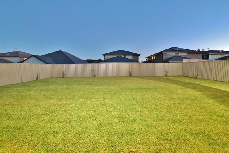 Photo - 56 Cameron Circuit, Harrington Park NSW 2567 - Image 6