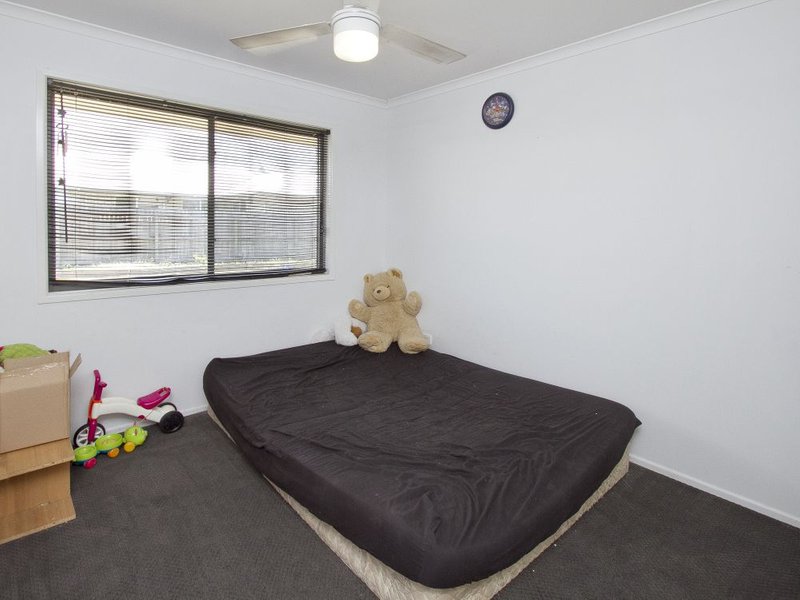 Photo - 56 Cardinal Circuit, Caboolture QLD 4510 - Image 9