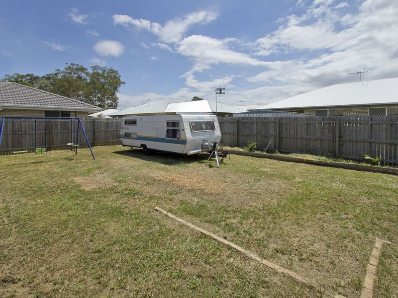 Photo - 56 Cardinal Circuit, Caboolture QLD 4510 - Image 13