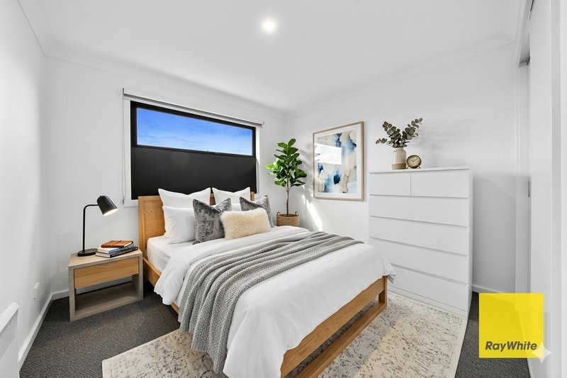 Photo - 56 Caulonia Drive, Truganina VIC 3029 - Image 6