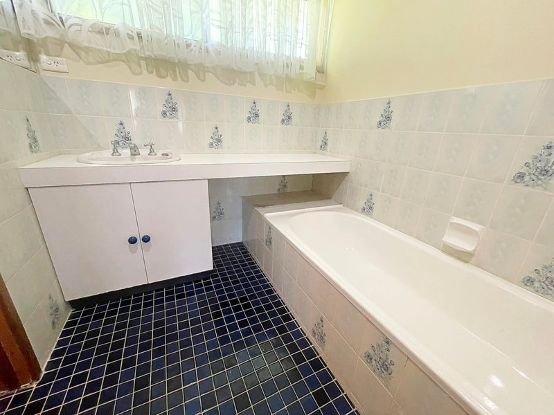 Photo - 56 Clara Street, Tumbarumba NSW 2653 - Image 8