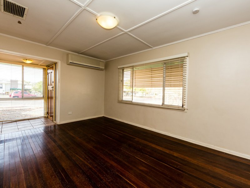 Photo - 56 Clarke Street, Mount Isa QLD 4825 - Image 13