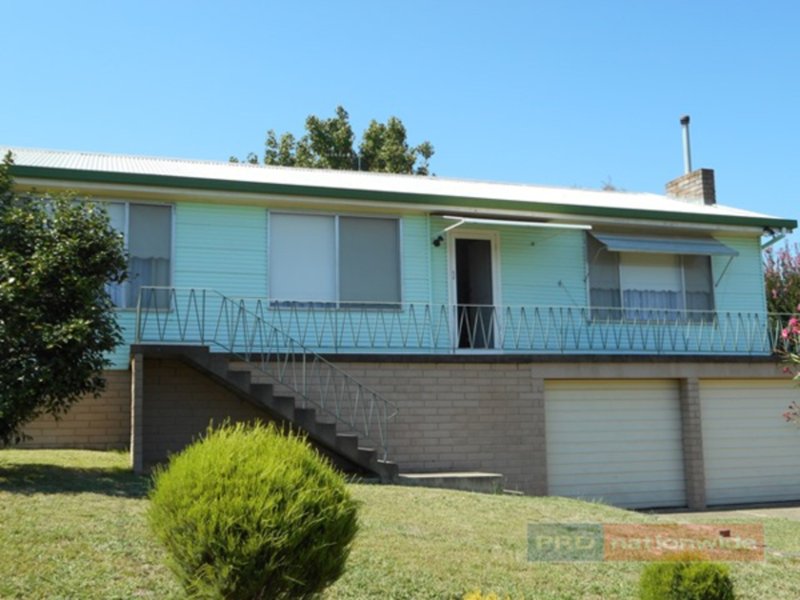 56 Clarke Street, Tumut NSW 2720