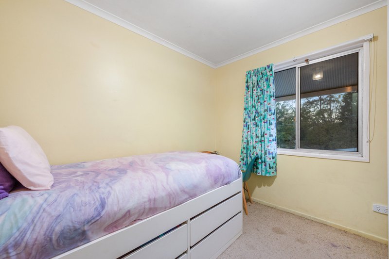 Photo - 56 Cobbity Crescent, Arana Hills QLD 4054 - Image 8