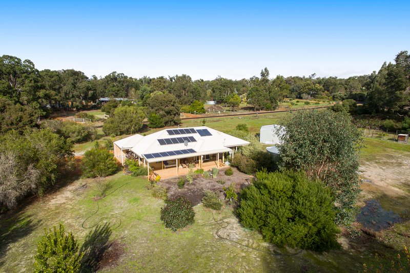 56 Cockatoo Drv , Nannup WA 6275