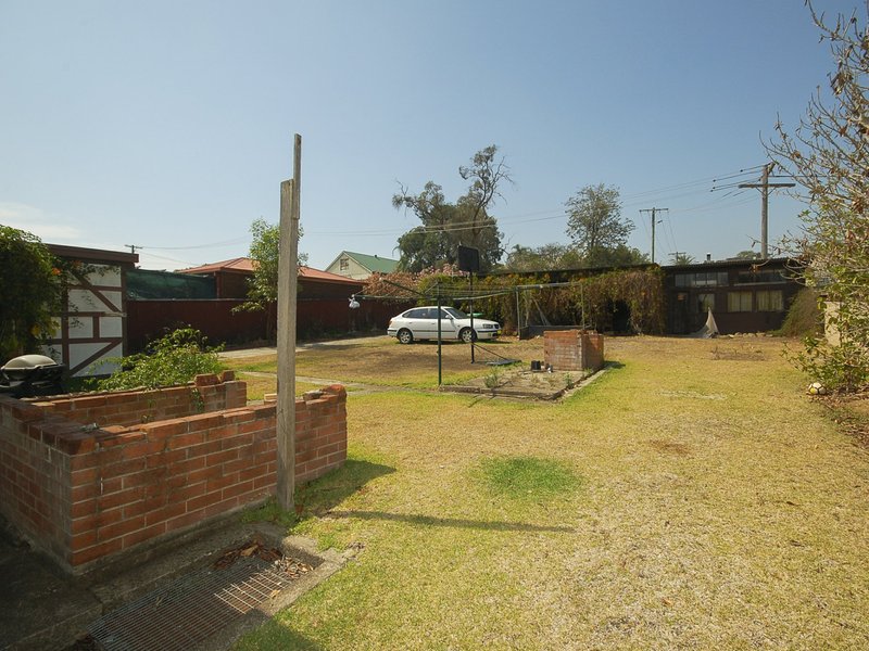 Photo - 56 Combined Street, Wingham NSW 2429 - Image 8