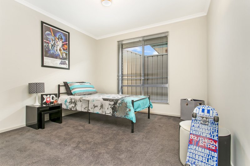 Photo - 56 Cook Street, Seaford Meadows SA 5169 - Image 16