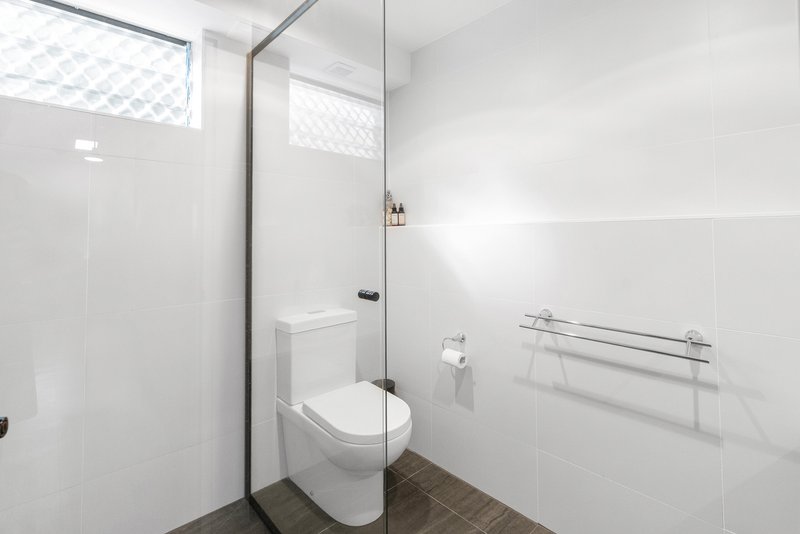 Photo - 5/6 Crathern Close, Edge Hill QLD 4870 - Image 15