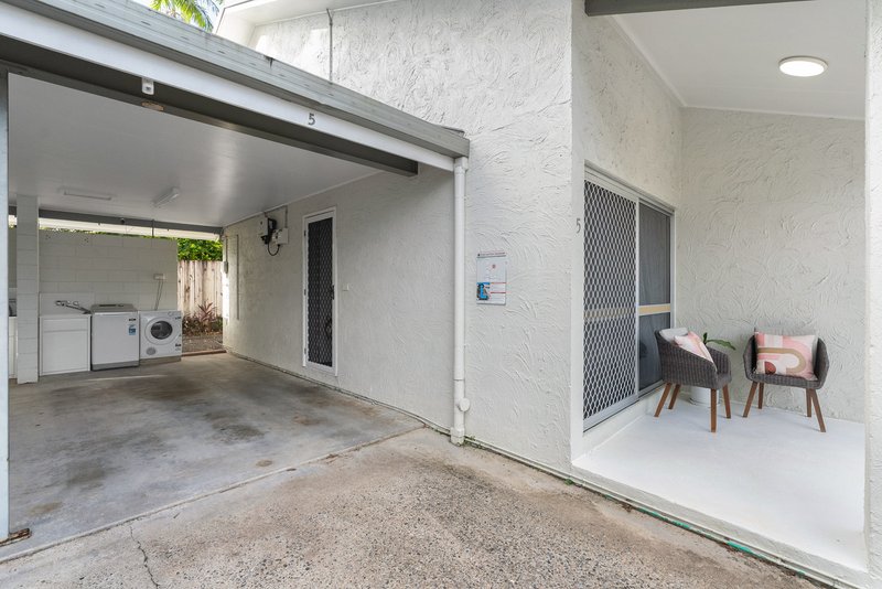 Photo - 5/6 Crathern Close, Edge Hill QLD 4870 - Image 19