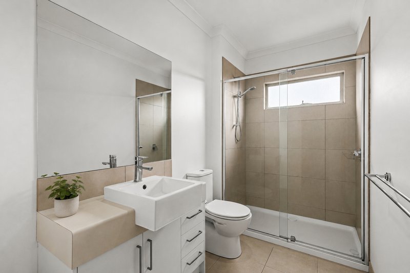 Photo - 5/6 Crows Road, Belmont VIC 3216 - Image 8
