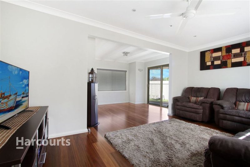 Photo - 56 Culgoa Crescent, Koonawarra NSW 2530 - Image 4