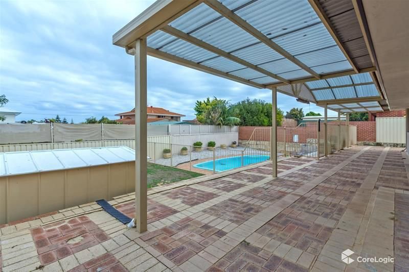 Photo - 56 Dampier Avenue, Mullaloo WA 6027 - Image 2