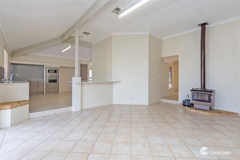 Photo - 56 Dampier Avenue, Mullaloo WA 6027 - Image 3