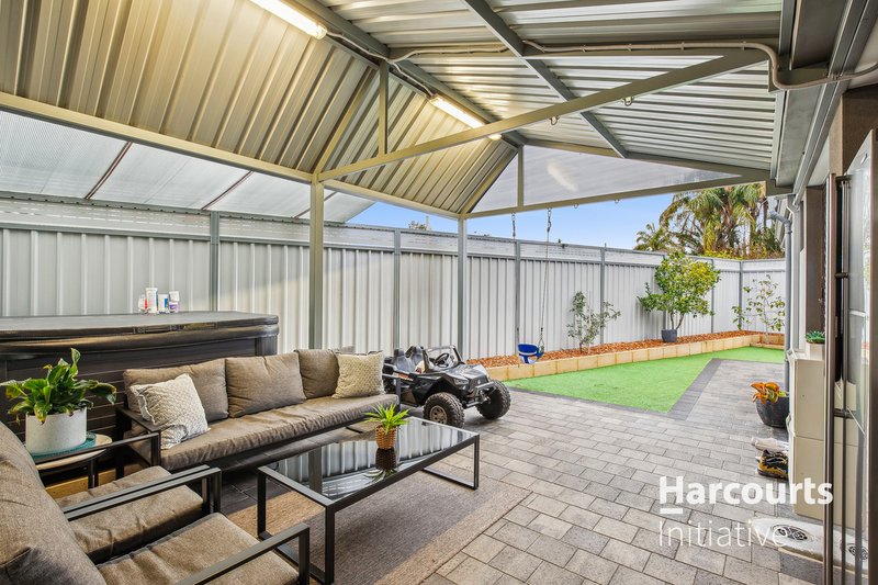 Photo - 56 Danbury Crescent, Girrawheen WA 6064 - Image 15