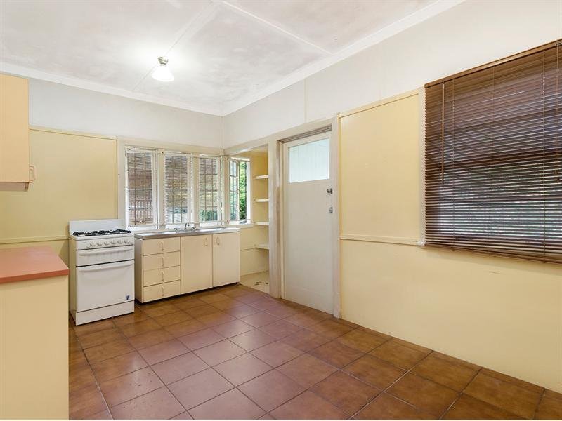 Photo - 56 Dawson Parade, Keperra QLD 4054 - Image 3