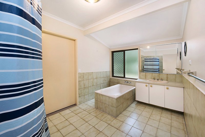 Photo - 56 De Zen Road, Palmview QLD 4553 - Image 8