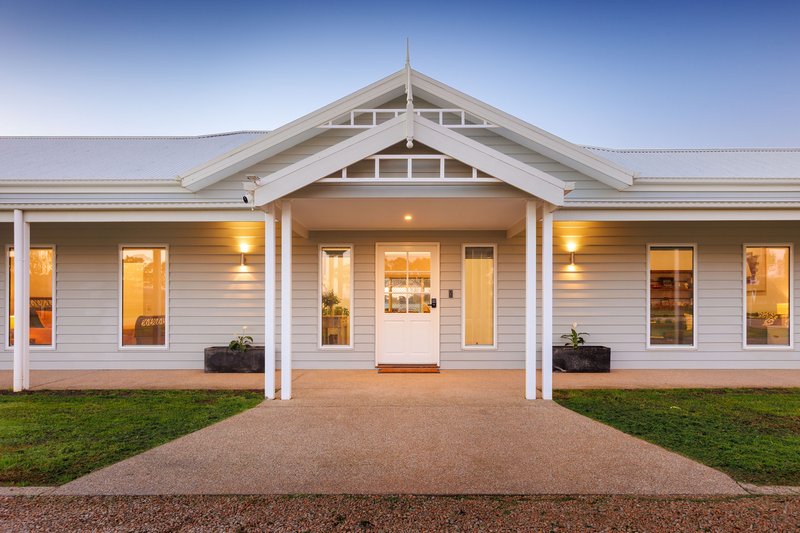 Photo - 56 Delloro Road, Wangaratta South VIC 3678 - Image 2