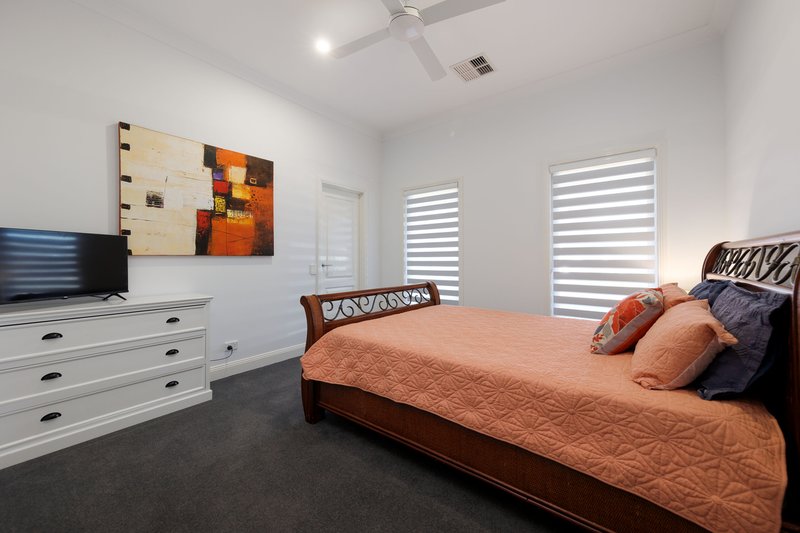 Photo - 56 Delloro Road, Wangaratta South VIC 3678 - Image 15