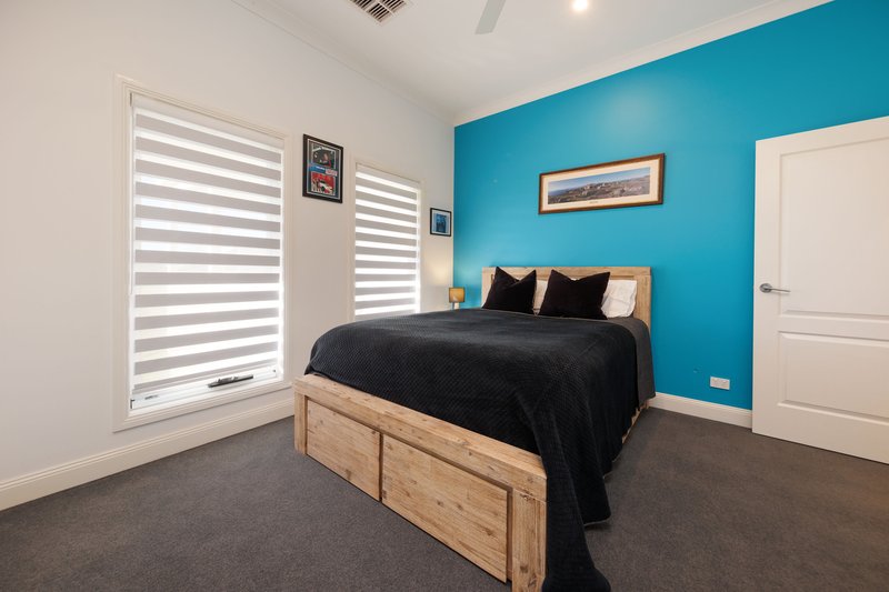 Photo - 56 Delloro Road, Wangaratta South VIC 3678 - Image 16