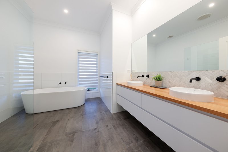 Photo - 56 Delloro Road, Wangaratta South VIC 3678 - Image 18