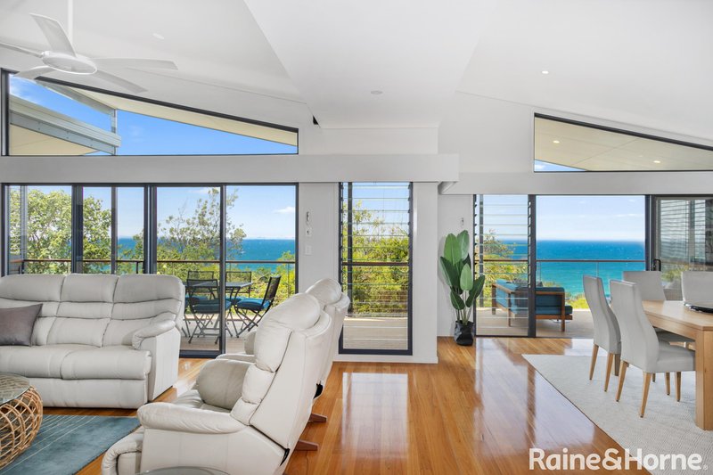 Photo - 56 Donlan Road, Mollymook Beach NSW 2539 - Image 4