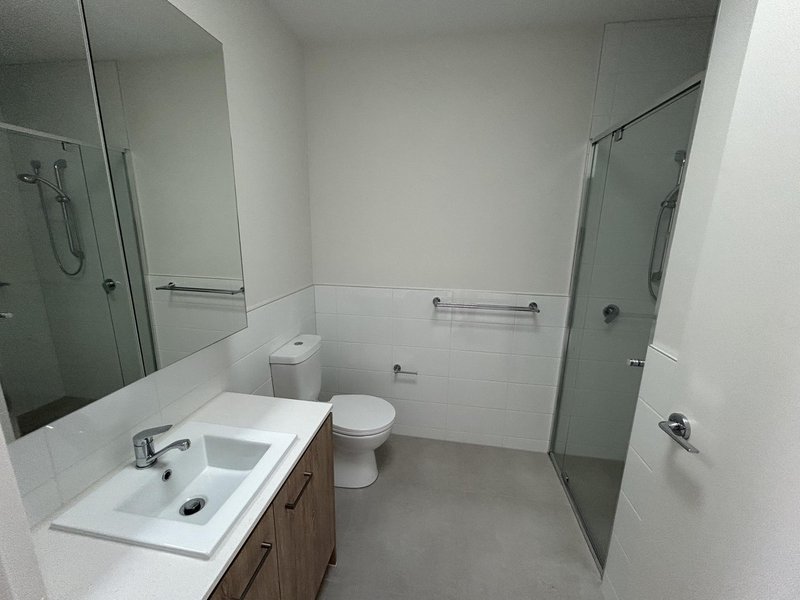 Photo - 56 Elmhurst Avenue, Aintree VIC 3336 - Image 8