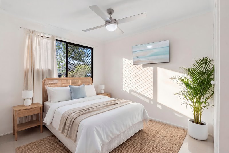 Photo - 56 Eureka Crescent, Nerang QLD 4211 - Image 10