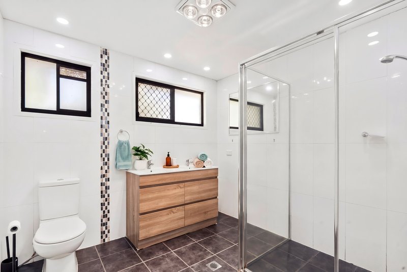 Photo - 56 Eureka Crescent, Nerang QLD 4211 - Image 11