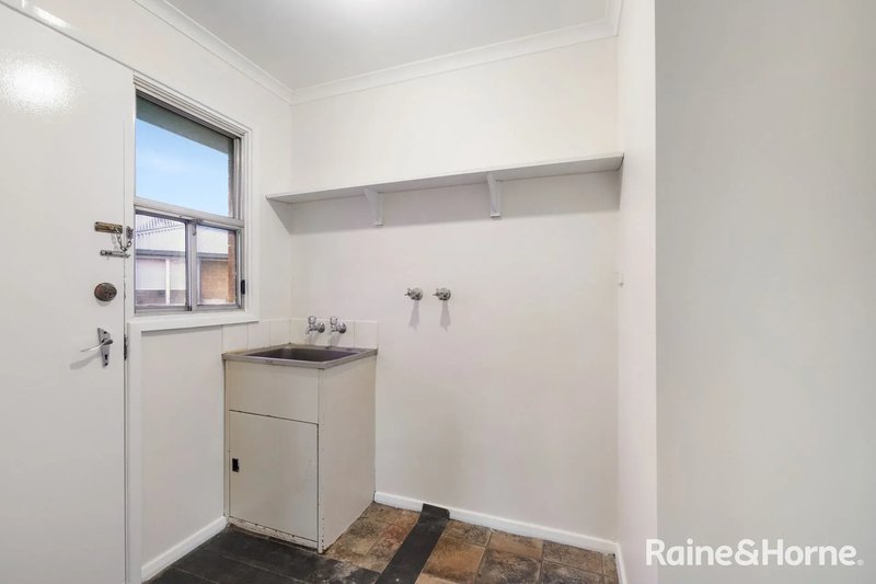 Photo - 56 Fairfax Terrace, New Norfolk TAS 7140 - Image 6