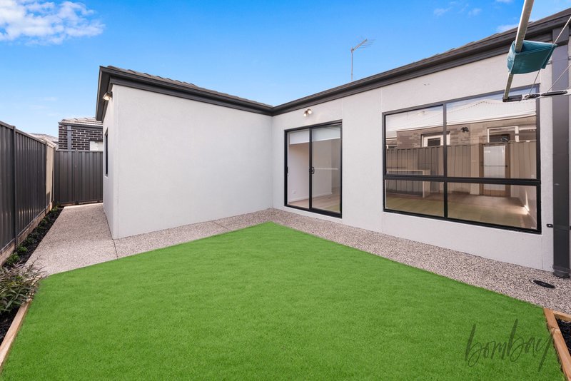 Photo - 56 Farm Crescent, Donnybrook VIC 3064 - Image 13