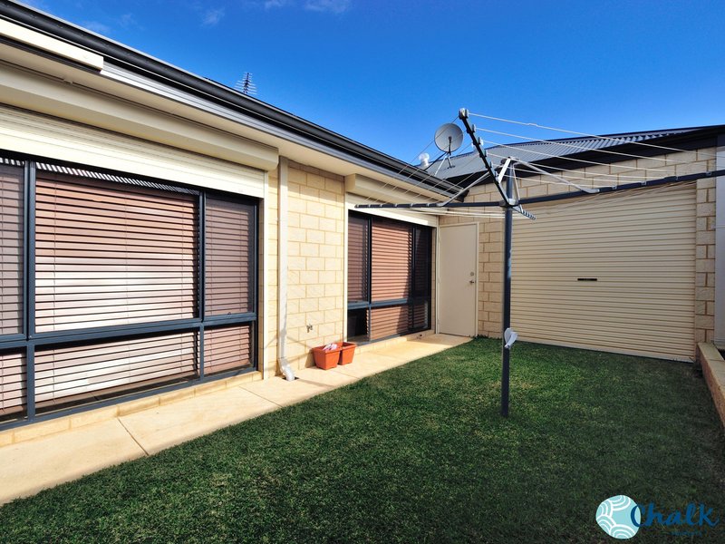 Photo - 56 Firebrand Grove, Baldivis WA 6171 - Image 22