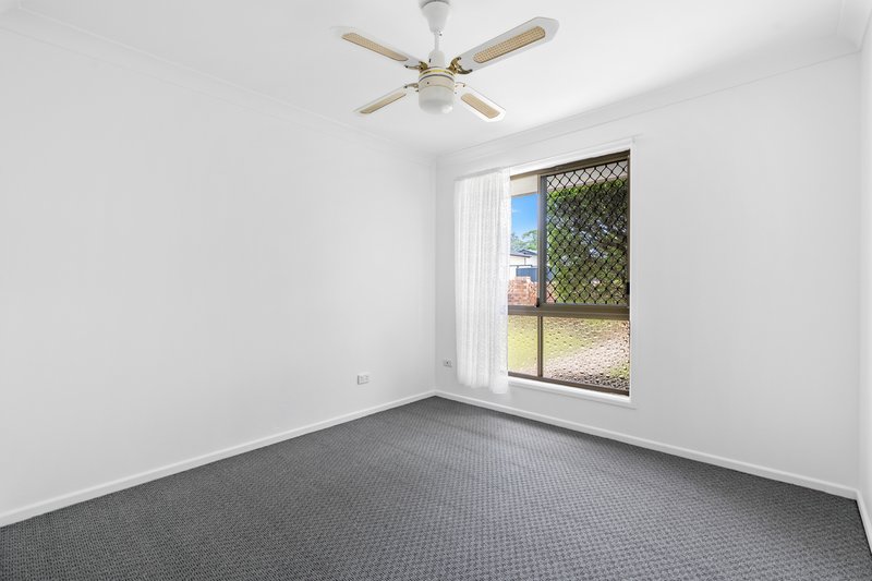 Photo - 56 Flinders Crescent, Boronia Heights QLD 4124 - Image 6