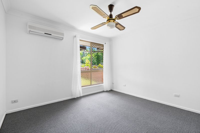 Photo - 56 Flinders Crescent, Boronia Heights QLD 4124 - Image 7