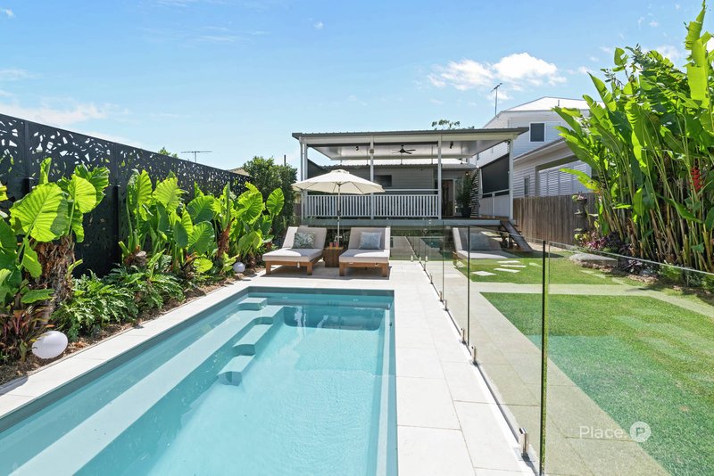 Photo - 56 Foch Street, Wynnum West QLD 4178 - Image